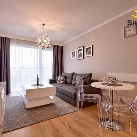 Apartament Sunflowers Apartament Cristal W Kołobrzegu